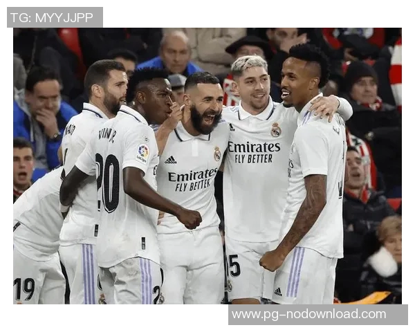 国王杯精彩对决皇马大胜拜仁乌龙球引发全场狂欢与转会传闻 国王杯精彩对决皇马大胜拜仁乌龙球引发全场狂欢与转会传闻