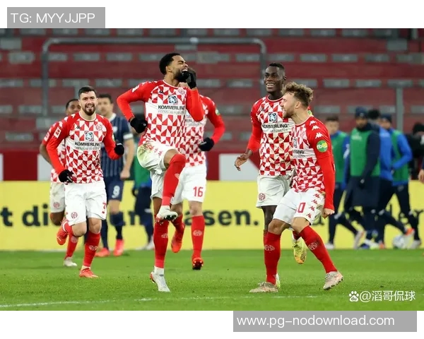 德甲精彩对决AC米兰大胜里昂神奇扑救引发全场狂欢