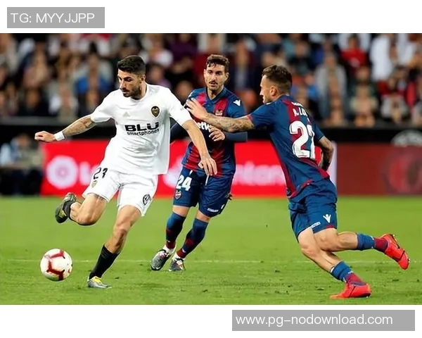 西甲精彩对决曼联大胜本菲卡乌龙球成为全场焦点引发热议 西甲精彩对决曼联大胜本菲卡乌龙球成为全场焦点引发热议