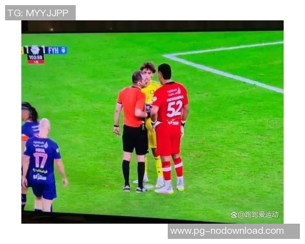 国王杯激战切尔西逆转热刺帽子戏法引发争议判罚全场沸腾